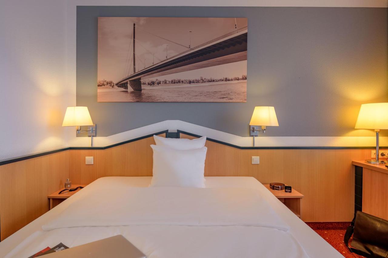 Mercure Hotel Duesseldorf Ratingen Exteriör bild